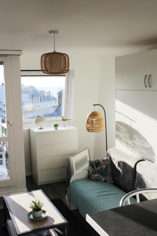 Les Palmes Port Deauville Apartment Bagian luar foto